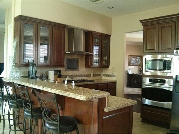 5th image of 1003 Harbour Sands Dr