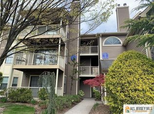 404 Carhart Ct, East Brunswick, NJ 08816
