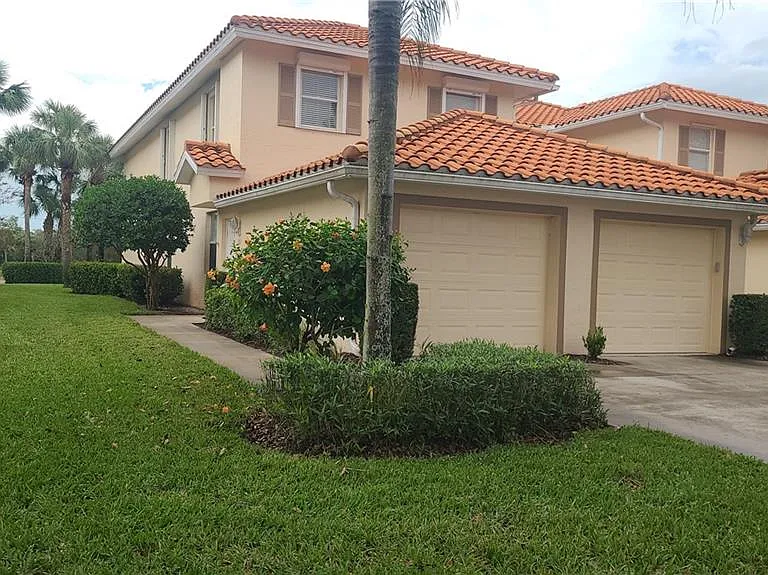 445 Robin Hood Cir #201 — Photo 22