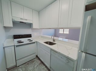 49 Day St APT 307, Norwalk, CT 06854