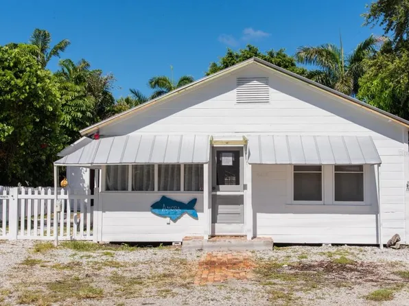 4416 123rd Street Ct W, Cortez, FL 34215