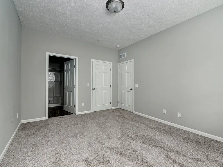 Aquamarine Apartments — Photo 85