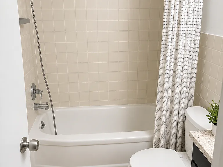 9465 Fairfax Blvd #203 — Photo 8