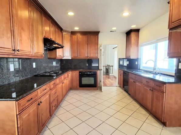 (undisclosed Address)