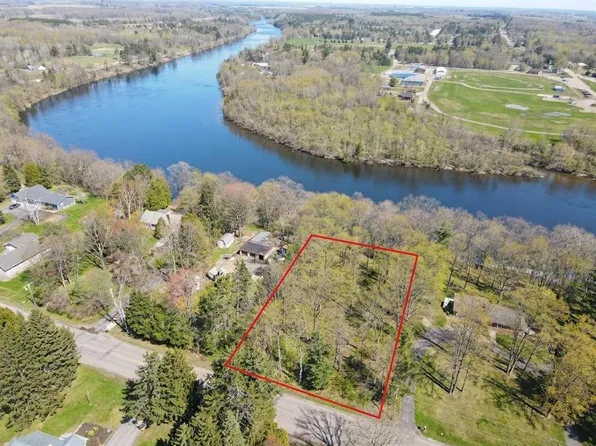 1101 W 5th Street, Ladysmith, WI 54848