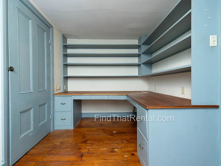 136 W Pomfret St — Photo 37