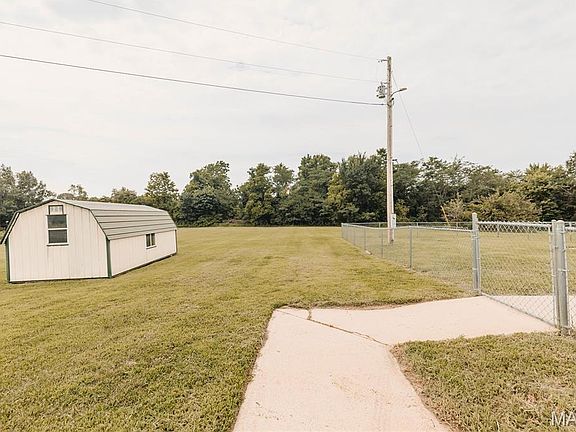 3rd image of 12594 Highway D