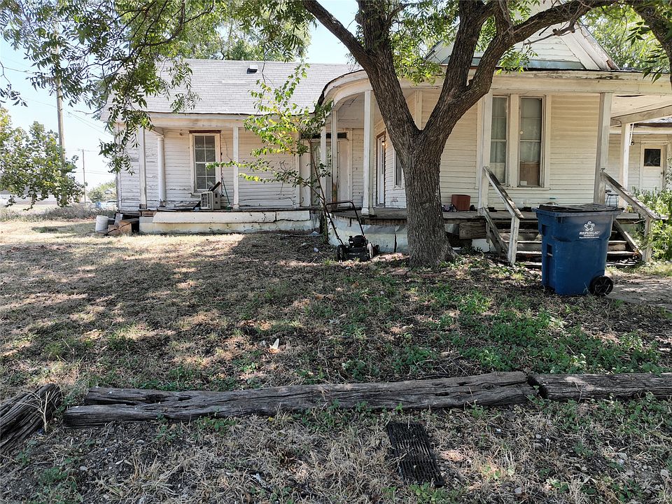 1st image of 106 N Wesley St