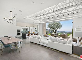 1550 Casale Rd, Pacific Palisades, CA 90272