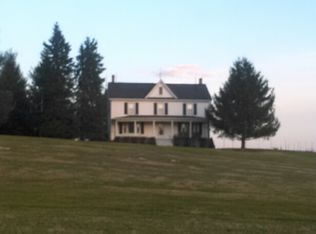 104 Dip Bridge Ln, Martinsburg, WV 25403