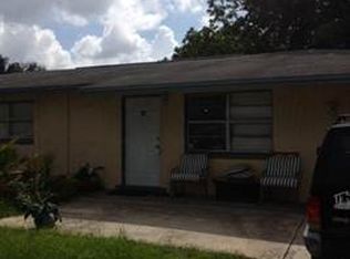 30 Kingsman Cir, Fort Myers, FL 33905