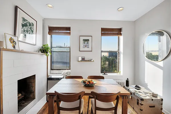 Rented by Compass | media 7