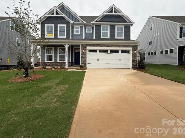 4482 Blue Mound Ct, Stanley, NC 28164