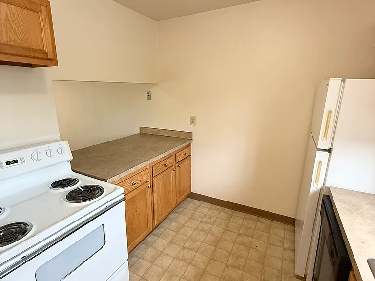 2255 Congo St — Photo 7