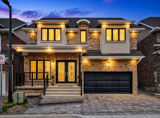 1741 Fairport Rd #6, Pickering, ON L1V1S9