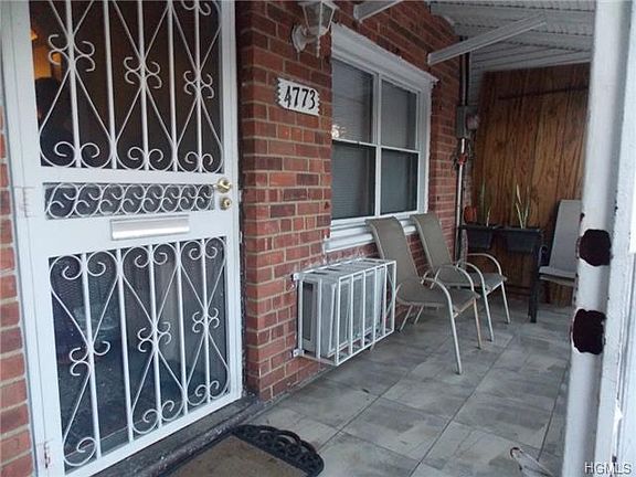 2nd image of 4773 Barnes Ave