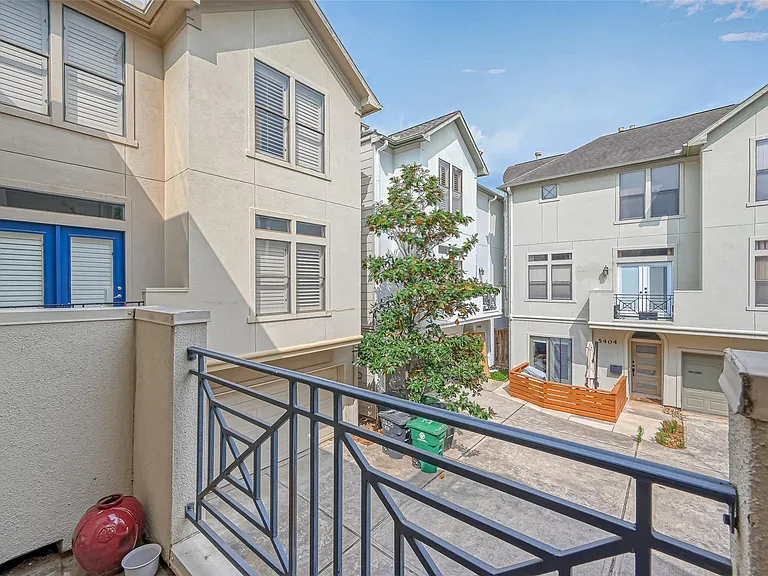 5410 Rose St — Photo 39