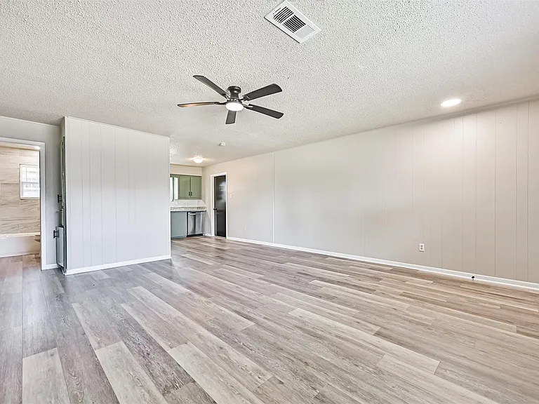 610 County Road 157 — Photo 8