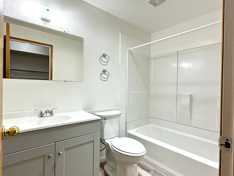 1328 SW 17th St #1328 — Photo 15