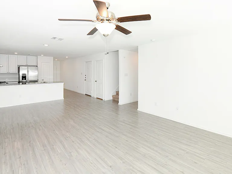 1059 Finesse Ln — Photo 10