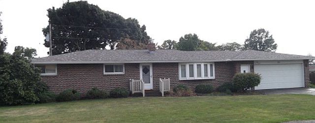 1st image of 349 Arch Dr