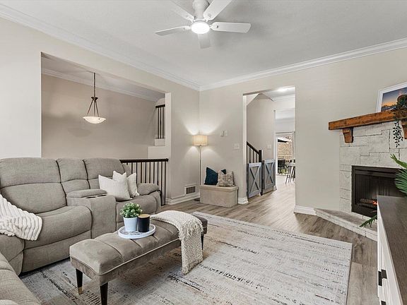 3rd image of 6498 Southdowne Pl #25