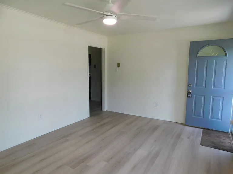 1225 Kimble Rd — Photo 6