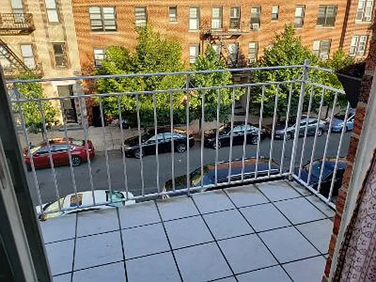 Rented by US # 1 Realty | media 2