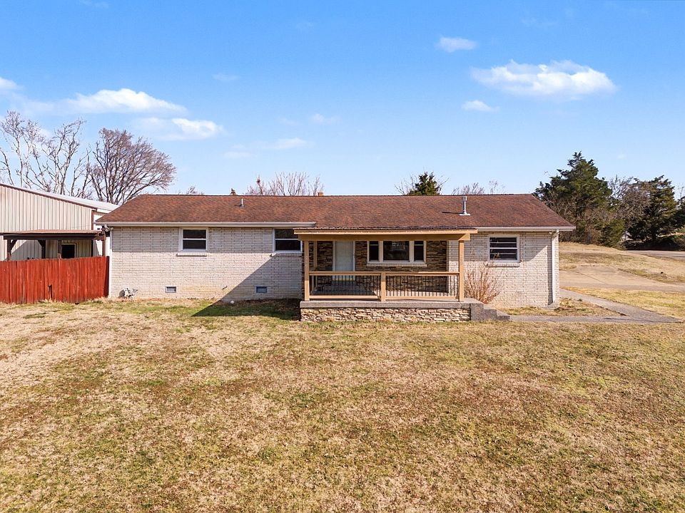 1st image of 240 Swift Dr
