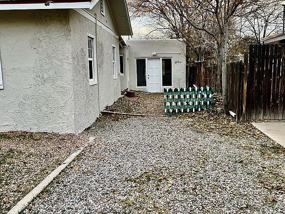 2nd image of 215 Stanford Dr SE #1/2