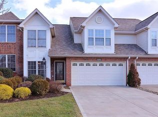 1252 Crest Dr, Oakdale, PA 15071