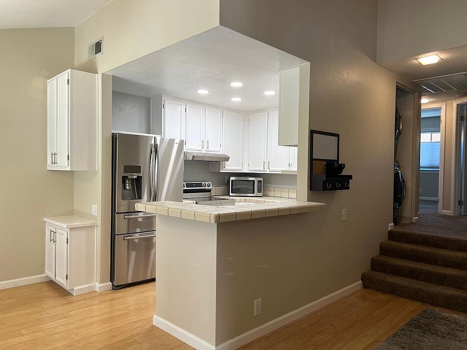 Newly Remodeled Kitchen