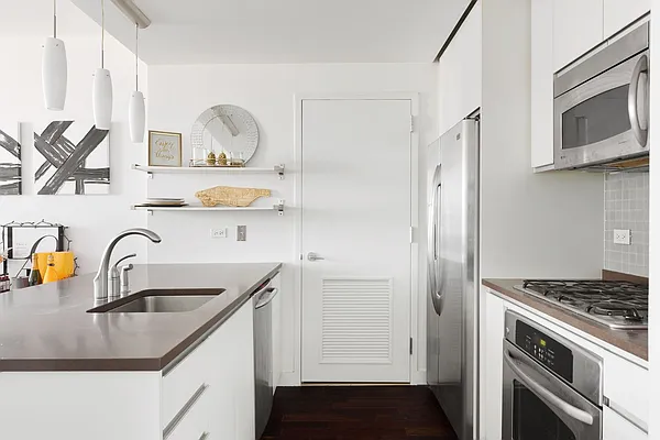 Sold by Compass | media 3