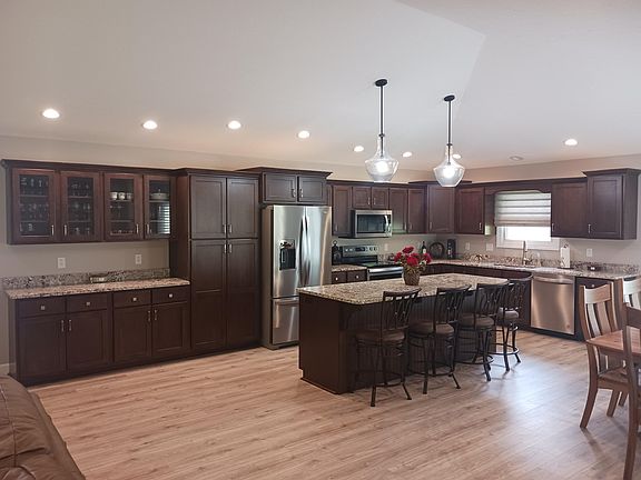 4th image of 2737 Bridlewood Dr
