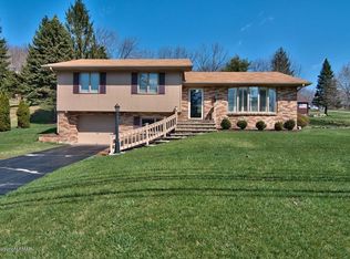 1161 Mount Cobb Rd, Jefferson Township, PA 18436