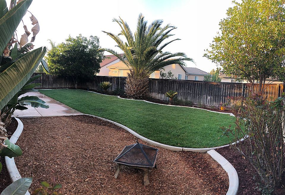 2nd image of 39494 Val Vista Ct