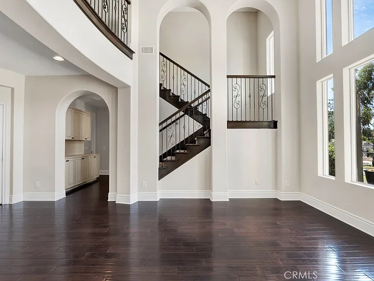 9611 Baden Ave — Photo 14