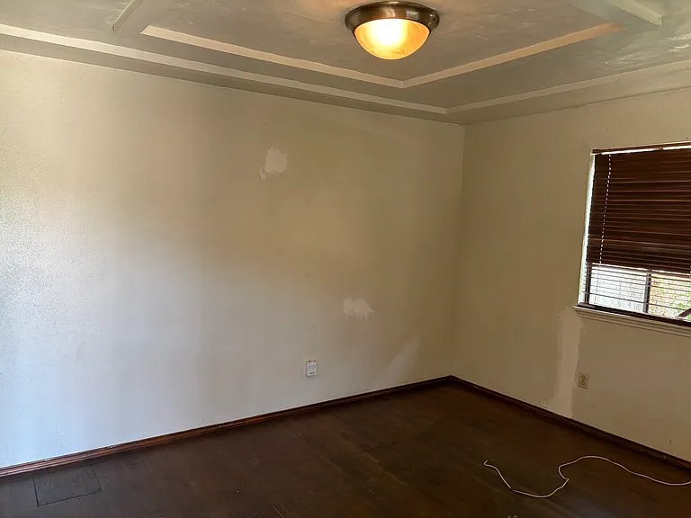6820 S Miramonte Blvd — Photo 2