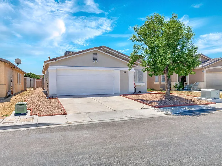 5683 Halvern Ave — Photo 18