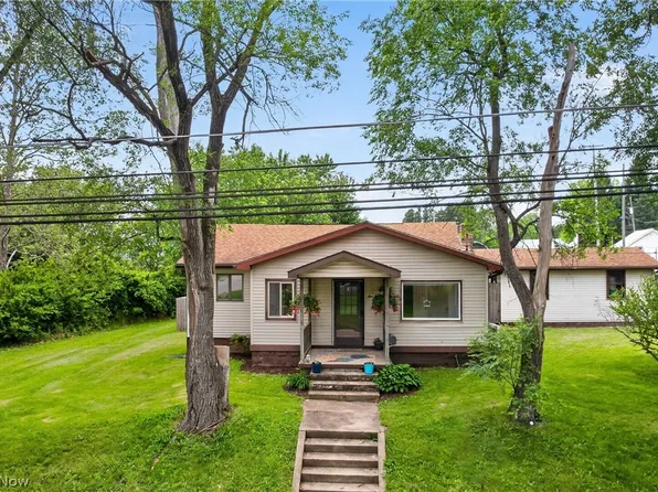 538 W Park Ave, Columbiana, OH 44408