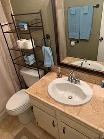 281 Highpoint Dr — Photo 17