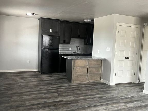 2nd image of 2524-2530 SW G Ave #14
