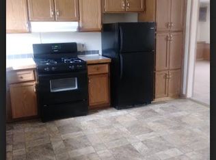 678 Walnut St, Westland, MI 48186