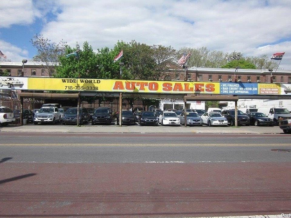 2nd image of 660 Utica Avenue
