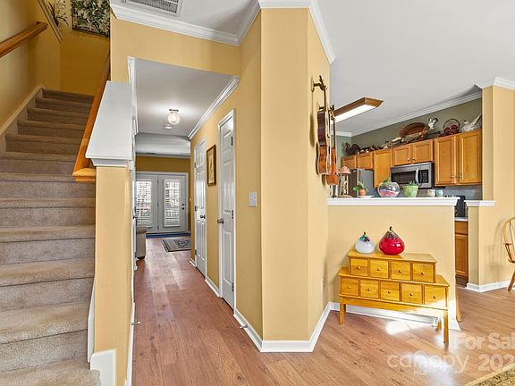 4th image of 17641 Delmas Dr