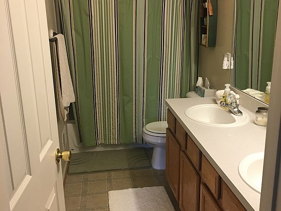 4th image of 22806 Sherry Dr