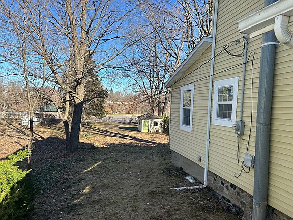2nd image of 310 N Warren Ave