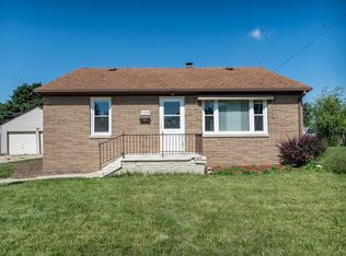 326 Mertens Ave, Racine, WI 53405
