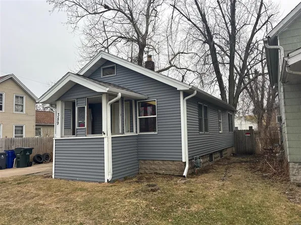 389 16th Ave SW, Cedar Rapids, IA 52404