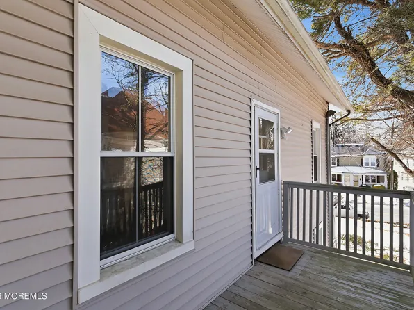 94 Branch Ave, Red Bank, NJ 07701